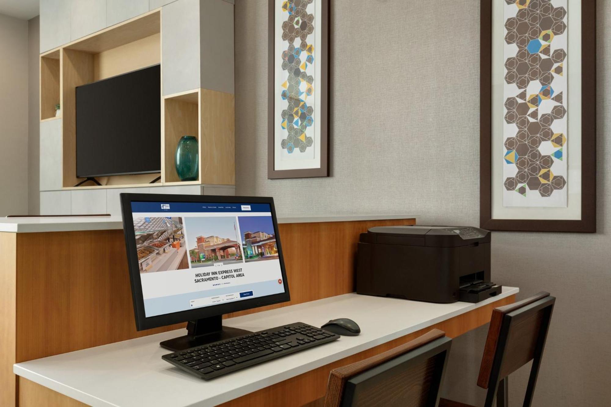 Holiday Inn Express- West Sacramento By Ihg Екстер'єр фото